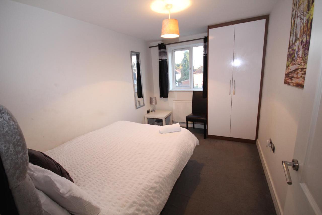 Holden Court Apartments - Apt 3 ウェストドライトン エクステリア 写真